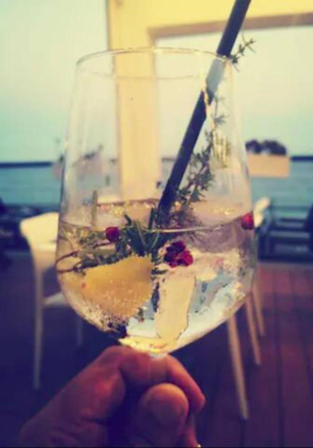 Appartamento Con Giardino A Pochi Minuti Dal Mare - #EssenzedimareSan Remo Exterior foto