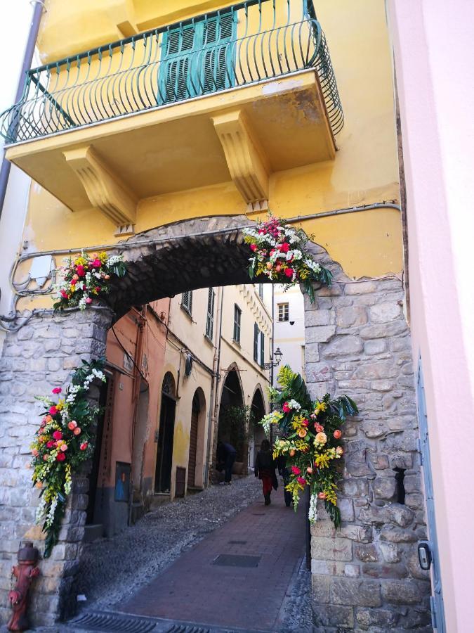 Appartamento Con Giardino A Pochi Minuti Dal Mare - #EssenzedimareSan Remo Exterior foto